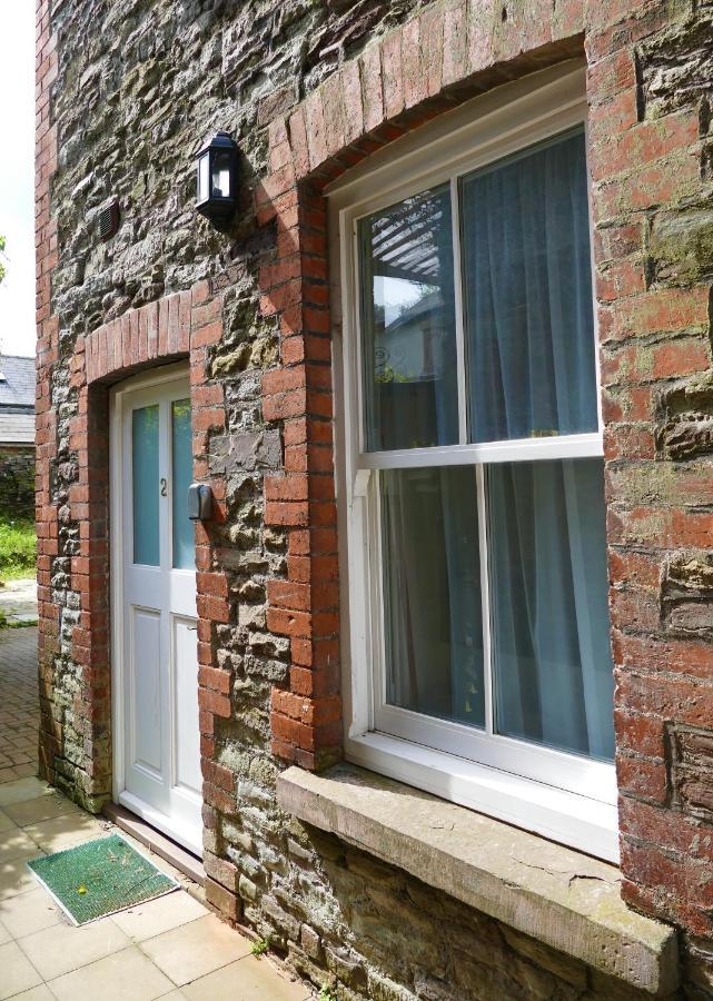 2 Bell Street Talgarth Exterior foto